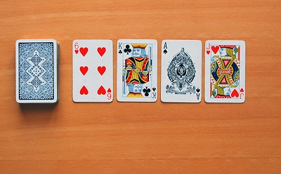 Solitaire / Play Aces Up Solitaire